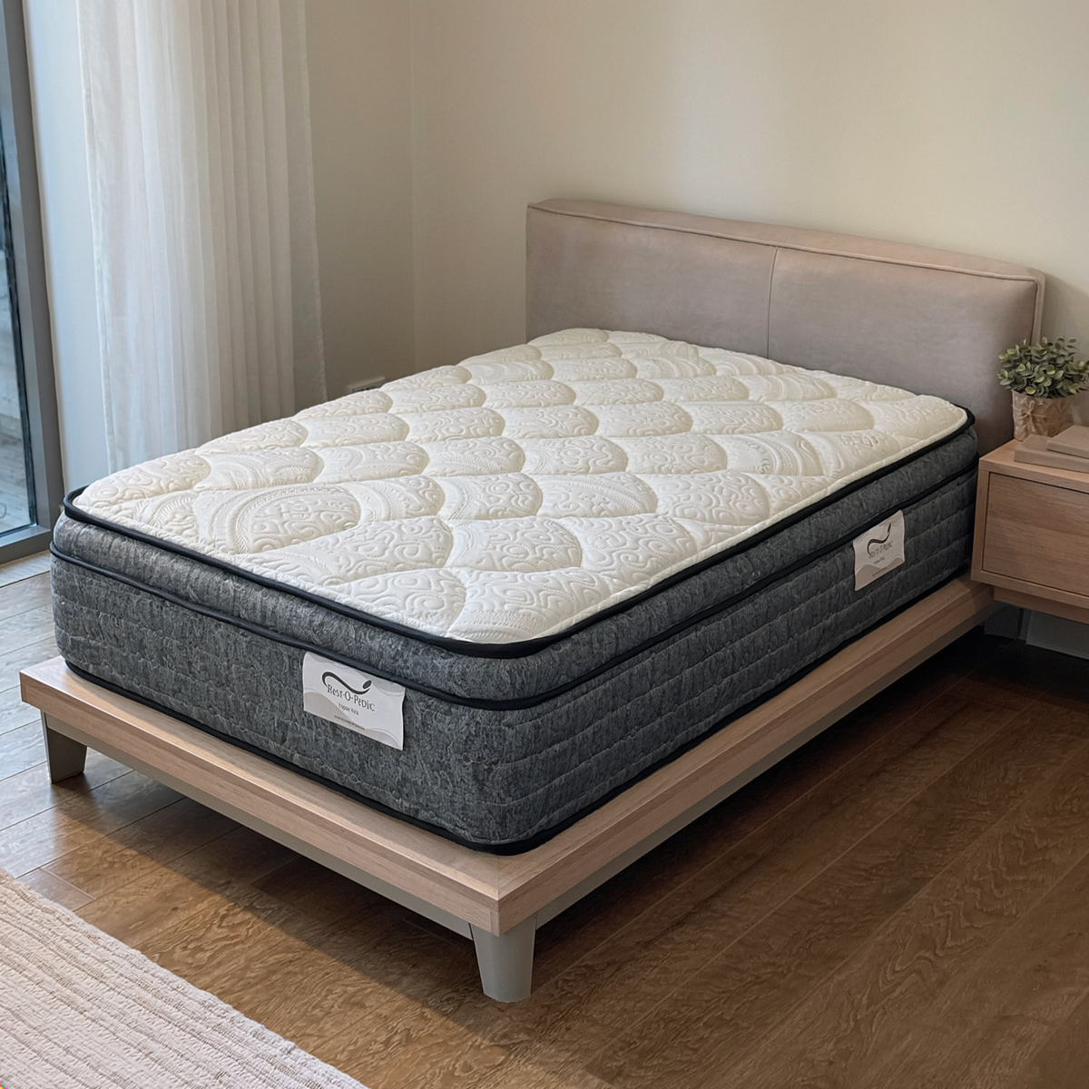 Matelas Vegas Nite « Lit dans une boîte »
